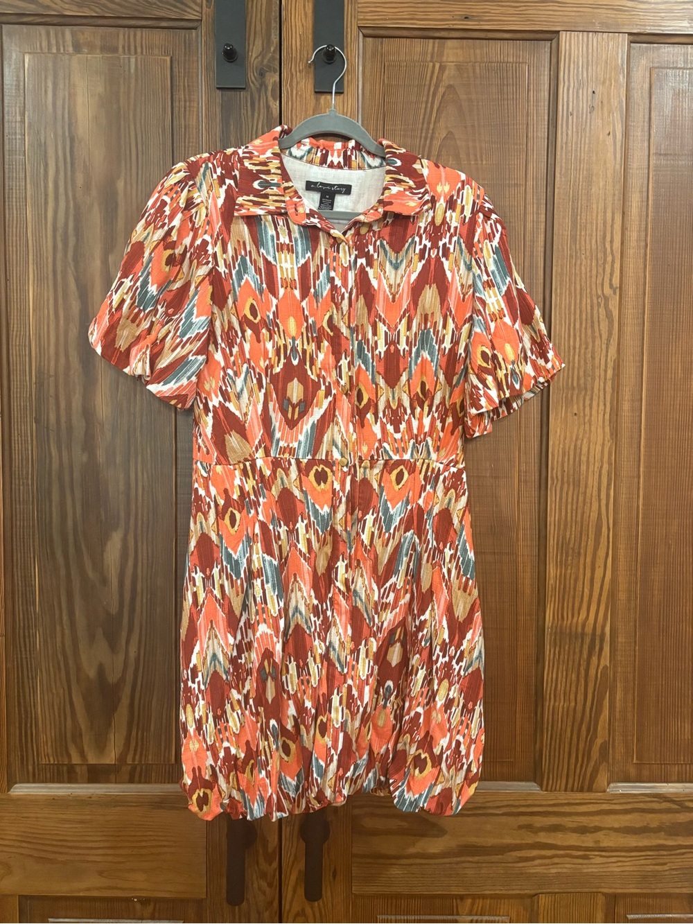 Short-Sleeve Ikat Print Dress in Orange and Rust
